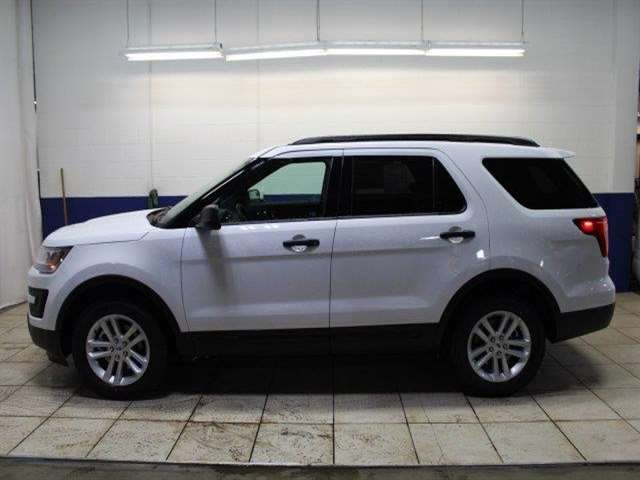 2017 Ford Explorer 4dr SUV